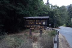 Eingang zum Pfeiffer Big Sur State Park am Highway 1